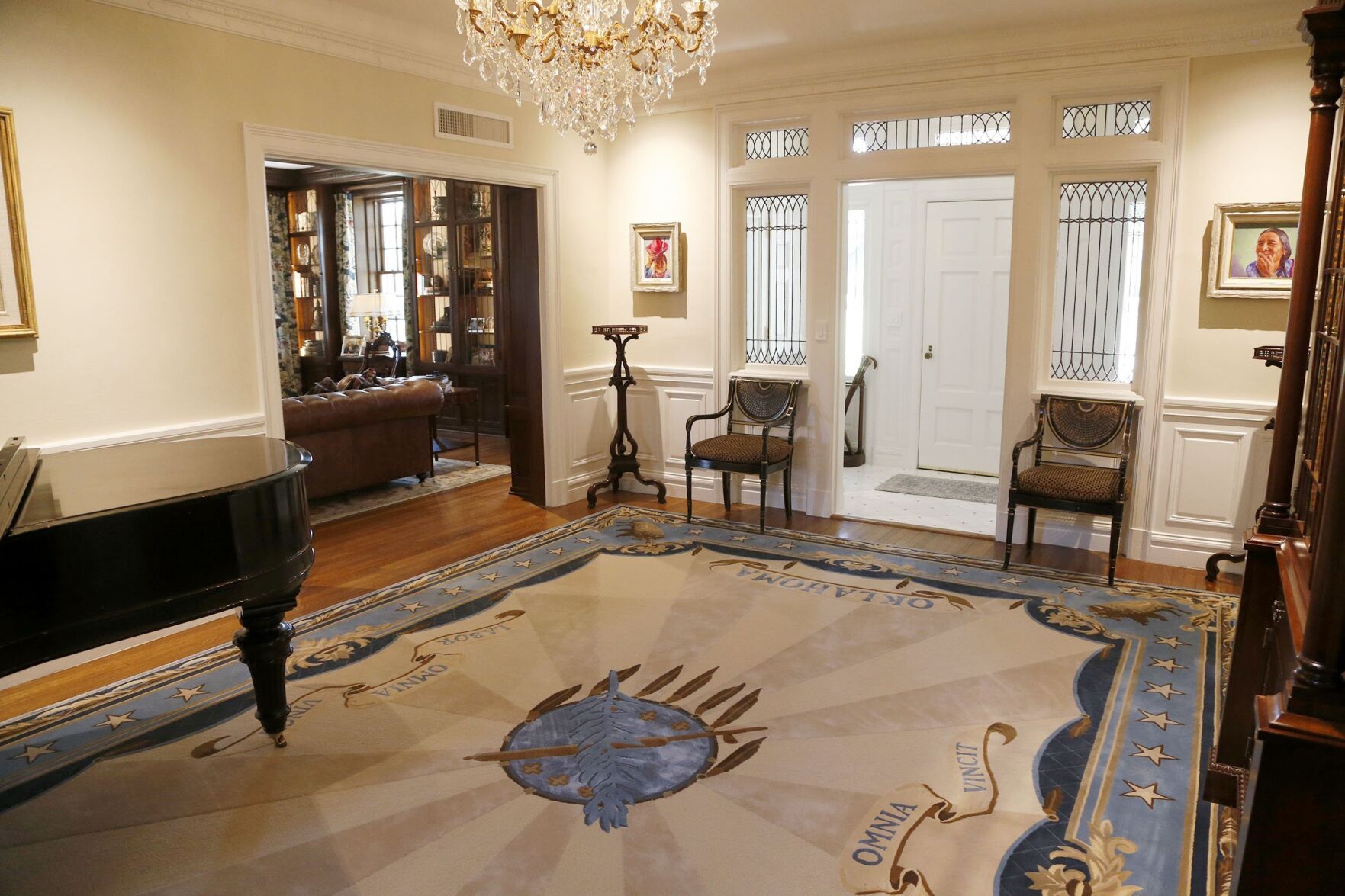 Gov Mansion